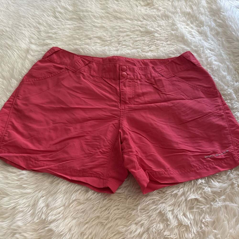 Columbia Performance Fishing Gear Omni‎ Shade shorts. Pink. Size L